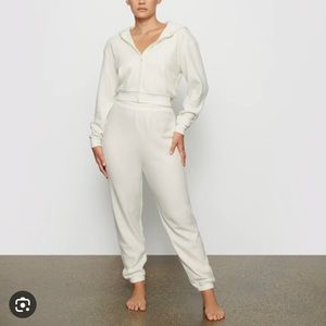 SOLD!! SKIMS WAFFLE HOOD & JOGGER